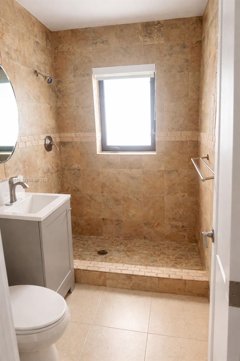 9831 Martinique Dr , Cutler Bay, FL 33189 Photo