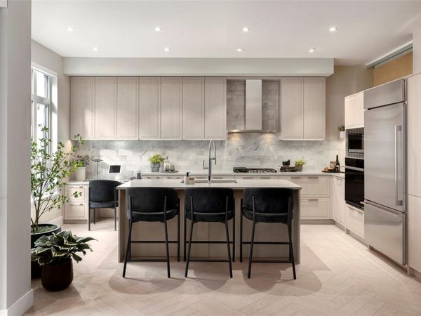 427 Lampson St, Unit 210, Esquimalt, BC V9A 0K5