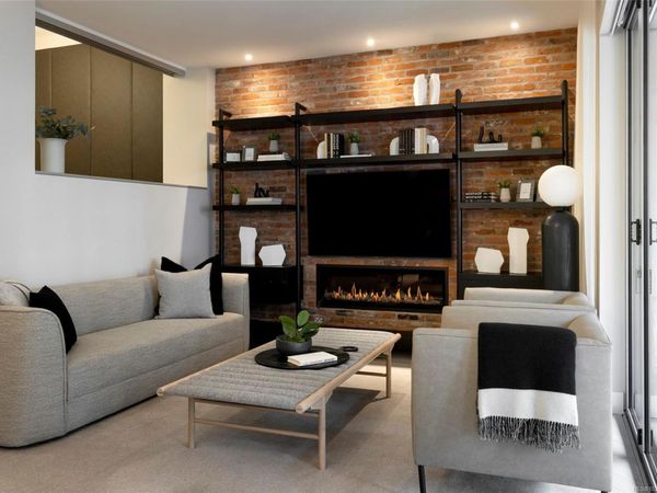 425 Lampson St , Unit 103, Esquimalt, BC V9A 0K5