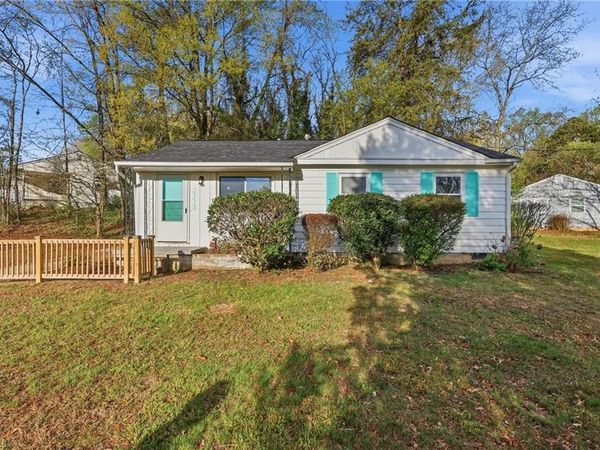 2332 Slater Avenue , Winston-Salem, NC 27101