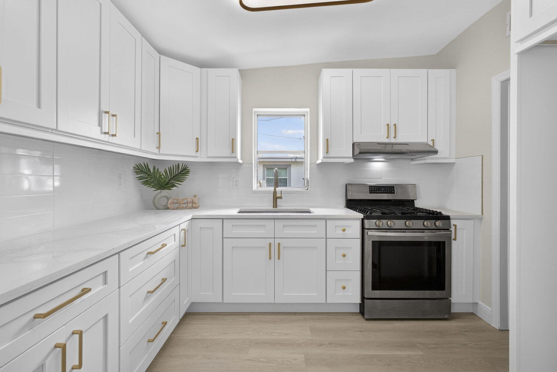 1933 Violet Avenue, West Palm Beach, FL 33415 Photo