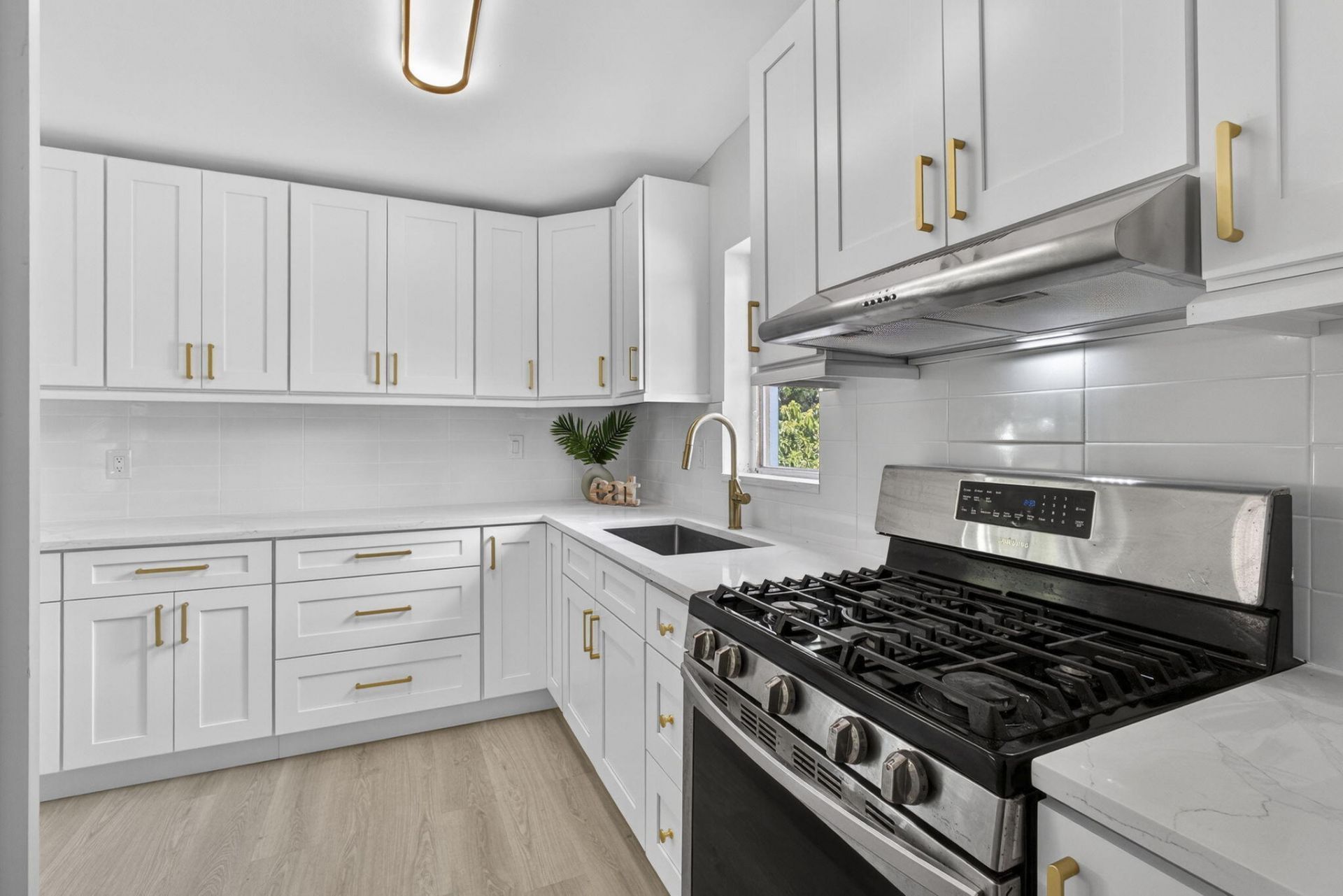 1933 Violet Avenue, West Palm Beach, FL 33415 Photo