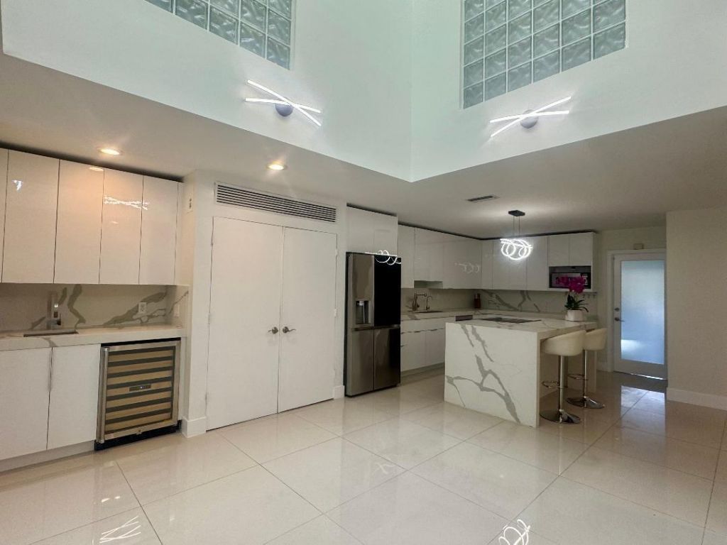 1127 Boca Cove Lane, Highland Beach, FL 33487 Photo