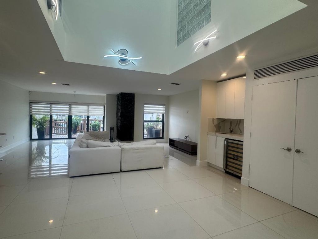 1127 Boca Cove Lane, Highland Beach, FL 33487 Photo