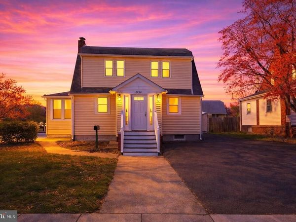 2320 S EADS STREET, ARLINGTON, VA 22202