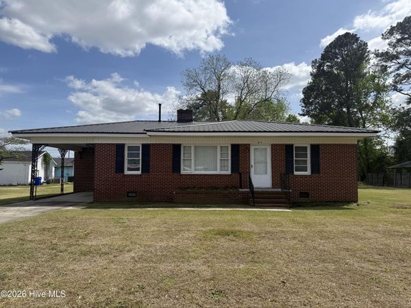 31 Abron Street, Clinton, NC 28328