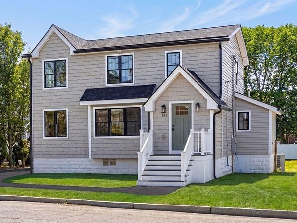 193 Park St, Stoneham, MA 02180