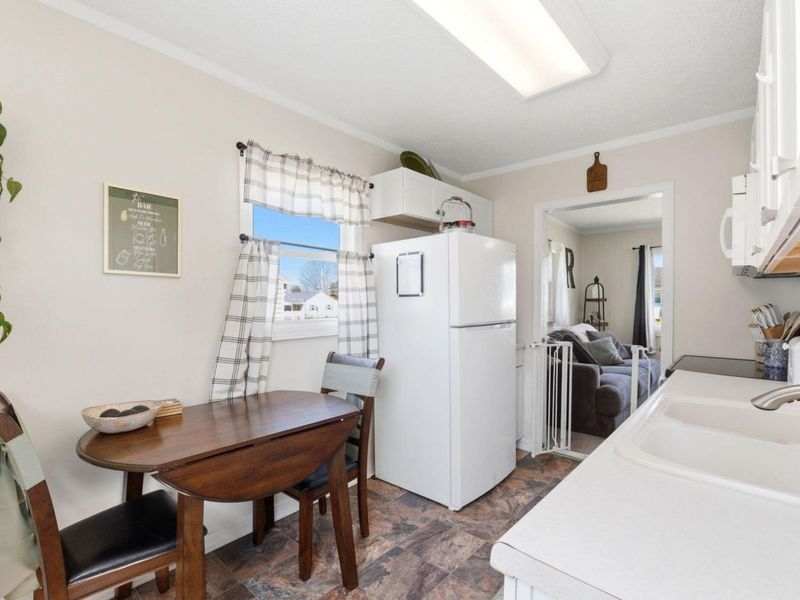 2409 Mayfair Drive, Springfield, OH 45505 Photo 11