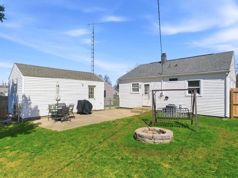 2409 Mayfair Drive, Springfield, OH 45505 Photo 23