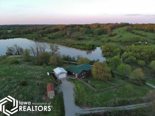 30802 Hickory Hill Road, Unionville, IA 52594