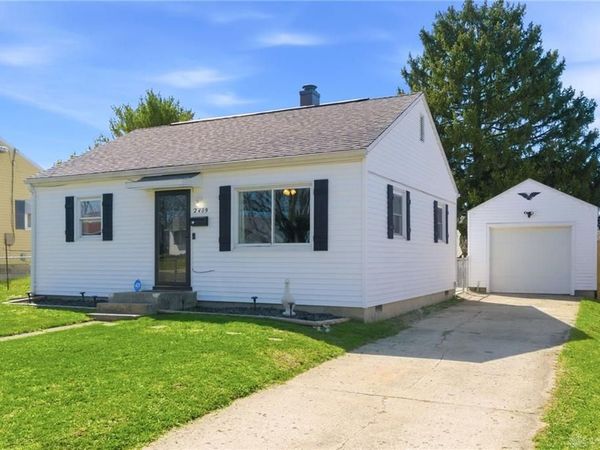2409 Mayfair Drive, Springfield, OH 45505