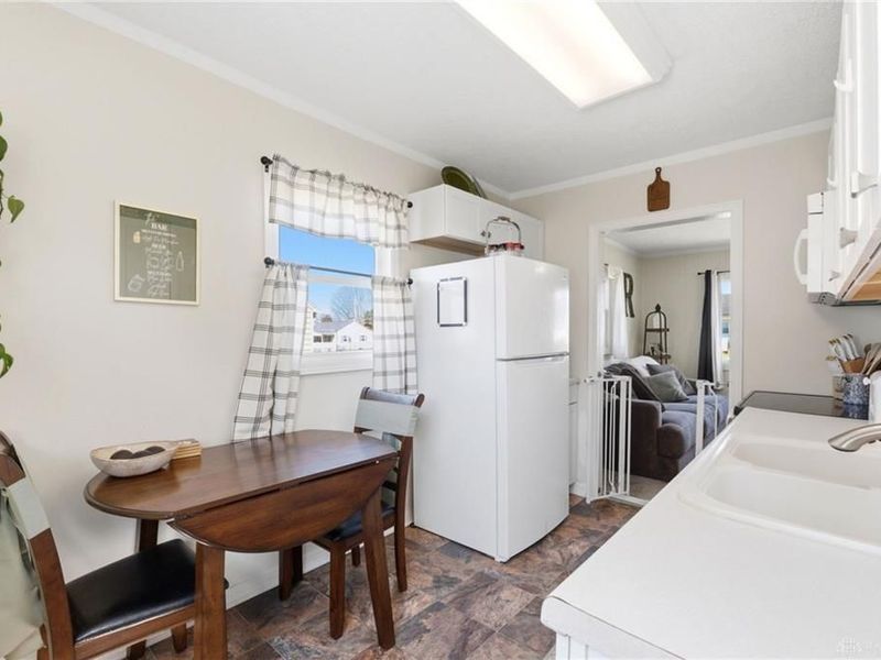 2409 Mayfair Drive, Springfield, OH 45505 Photo 11