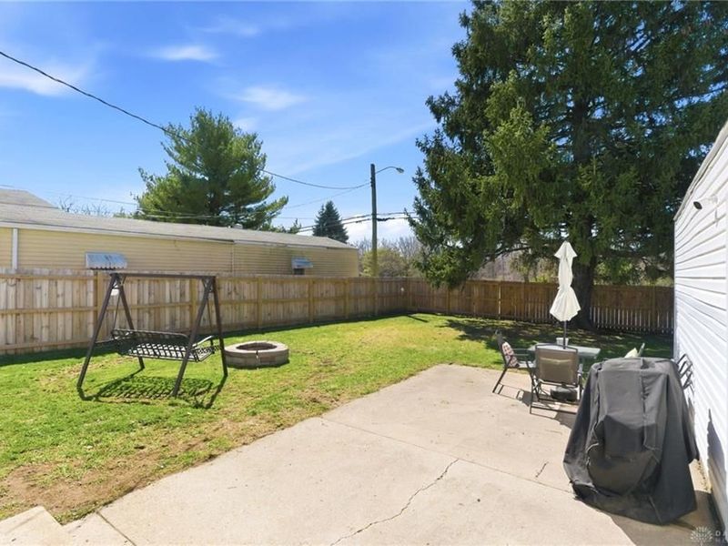 2409 Mayfair Drive, Springfield, OH 45505 Photo 21