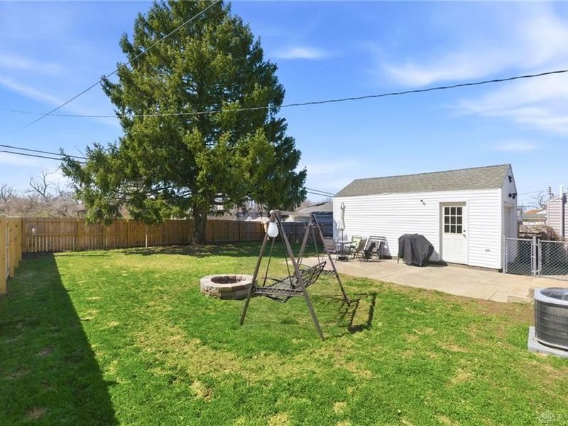 2409 Mayfair Drive, Springfield, OH 45505 Photo 22