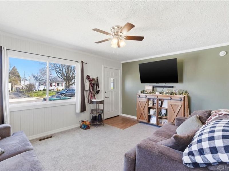 2409 Mayfair Drive, Springfield, OH 45505 Photo 6