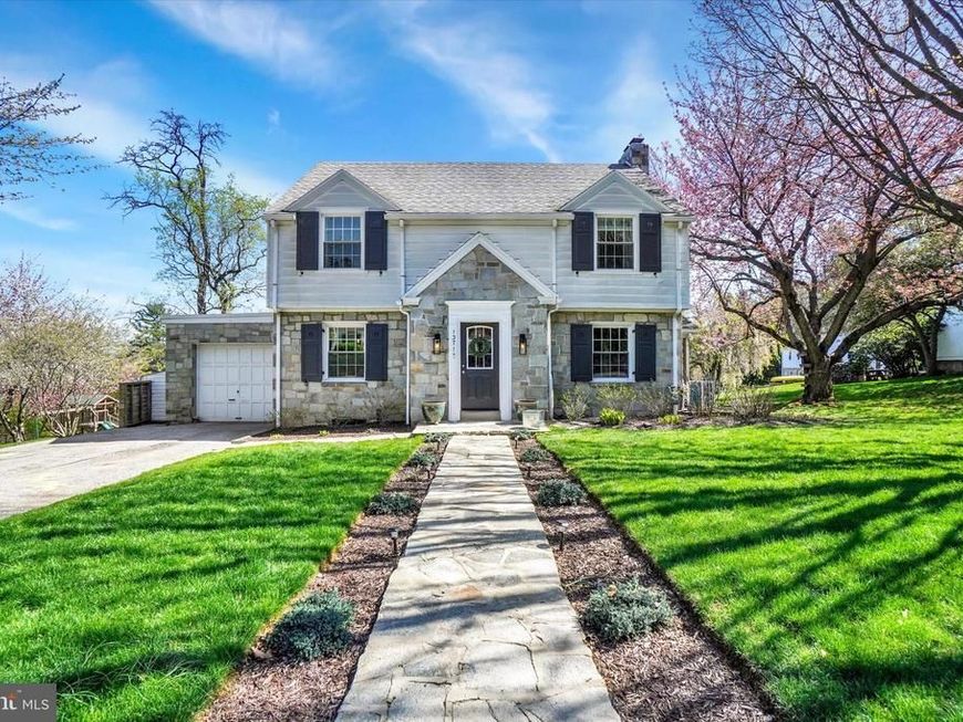 1371 Clover Lane, York, PA 17403 Main Photo