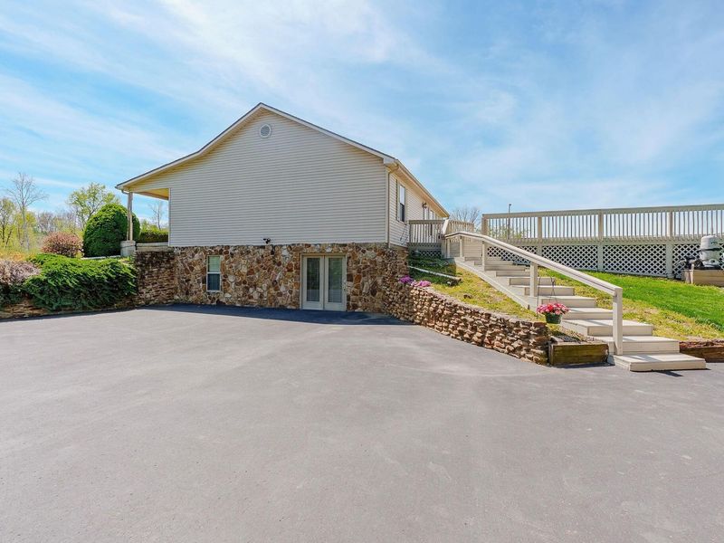 839 Falls Rd Road, Bainbridge, OH 45612 Photo 42