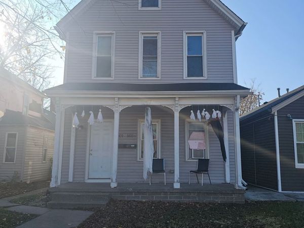 1431 W 4th Street , Davenport, IA 52802