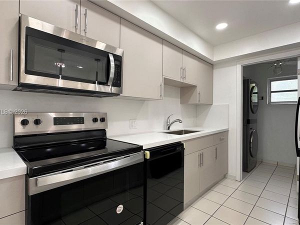 8401 SW 107th Ave, Unit 331E, Miami, FL 33173