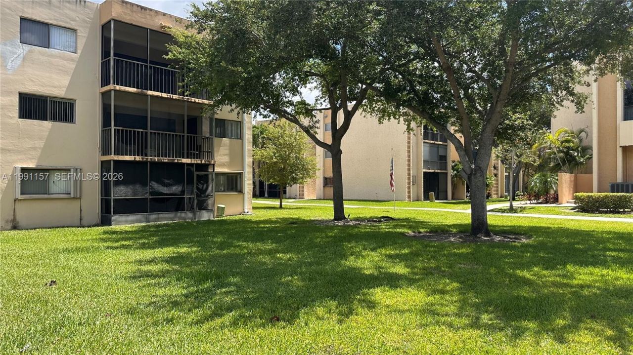 8401 SW 107th Ave, Unit 331E, Miami, FL 33173 Photo
