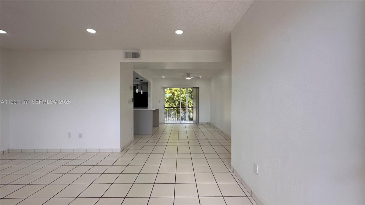 8401 SW 107th Ave, Unit 331E, Miami, FL 33173 Photo