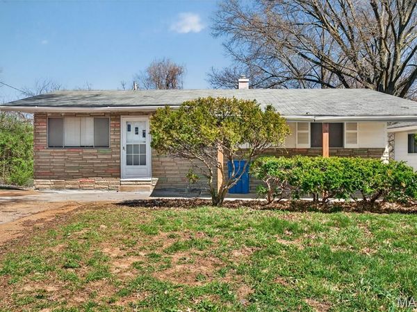 739 Shepley Drive, St Louis, MO 63137