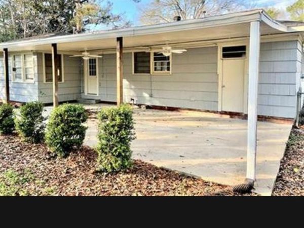 1521 Wilhurst Street, Jackson, MS 39211