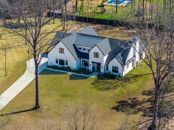 6032 Charley Place, Benton, AR 72019