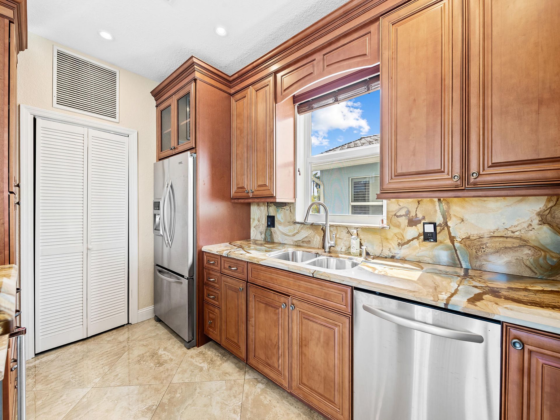 2839 NE 28th Avenue, Lighthouse Point, FL 33064 Photo