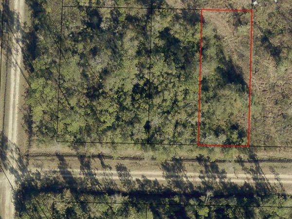 11709 Laurel Street , Fountain, FL 32438