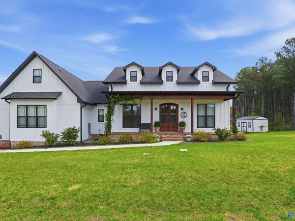 602 Country Club Road, Albertville, AL 35951