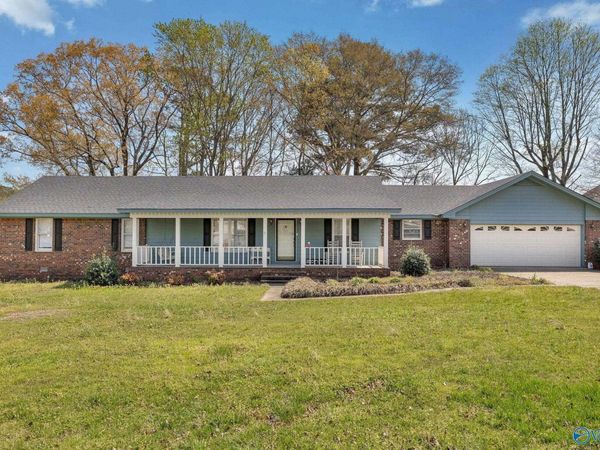 102 Stewart Street, Albertville, AL 35950