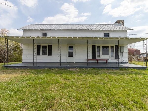 1757 Jewel Road, Danbury, NC 27016