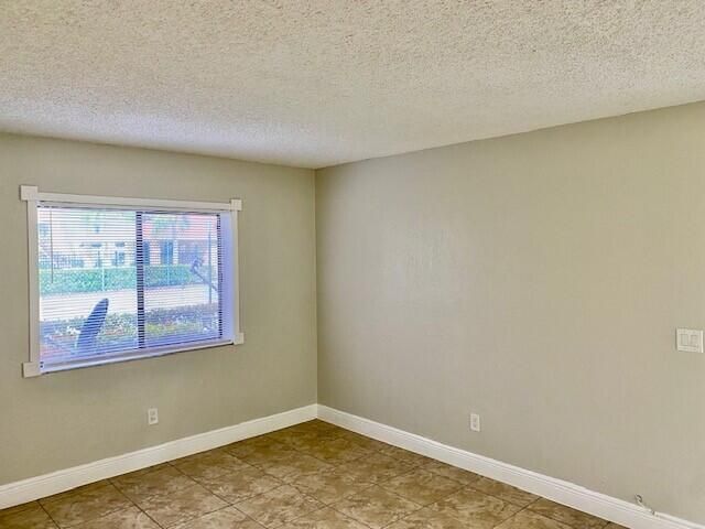 6051 10th Avenue N, Unit 136, Greenacres, FL 33463 Photo