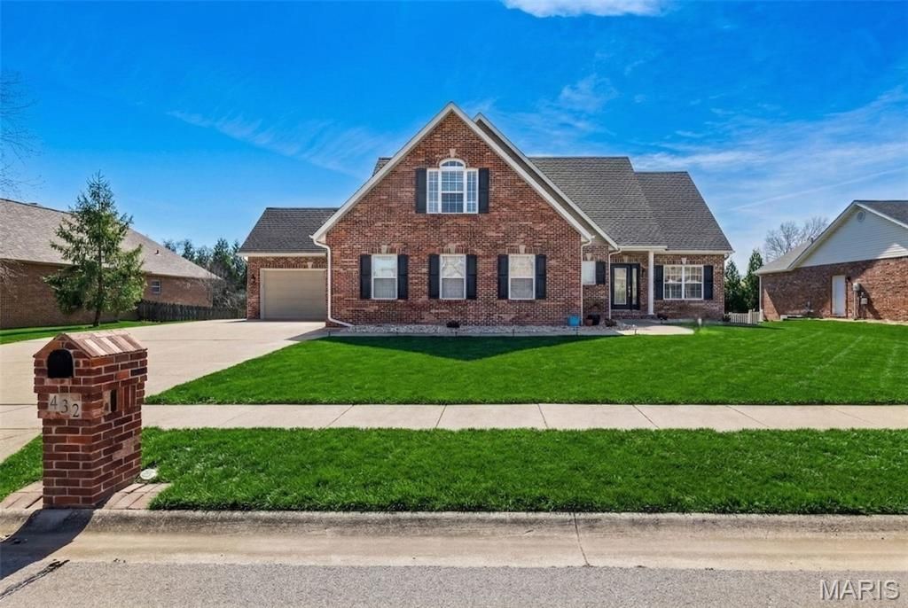 432 Marbleton Circle , O Fallon, IL 62269 Main Photo