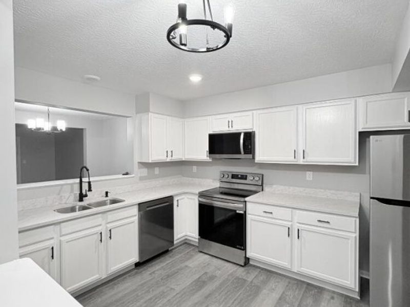 7450 Ridge Edge Court, Unit B, Florence, KY 41042 Photo 5