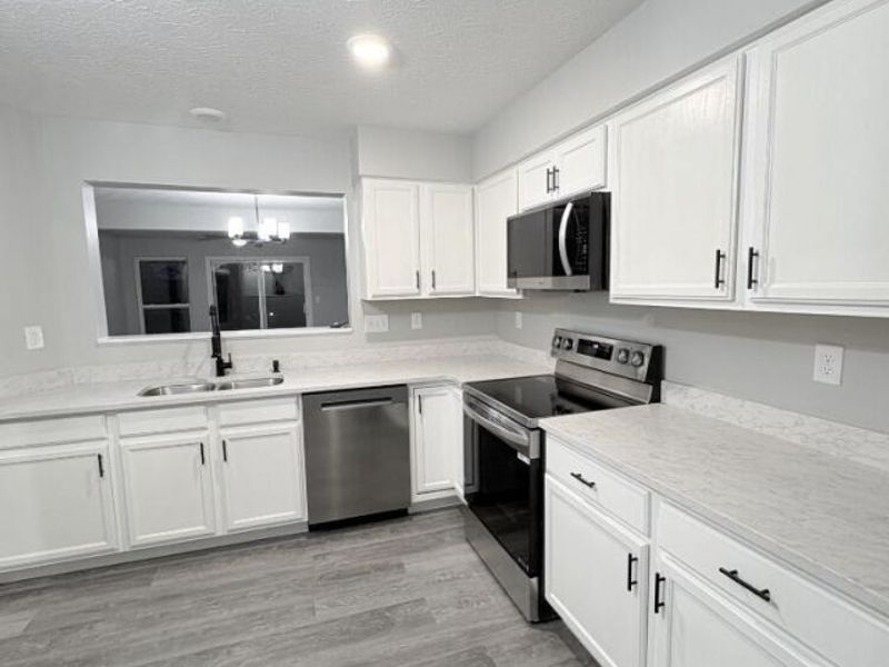 7450 Ridge Edge Court, Unit B, Florence, KY 41042 Photo 6