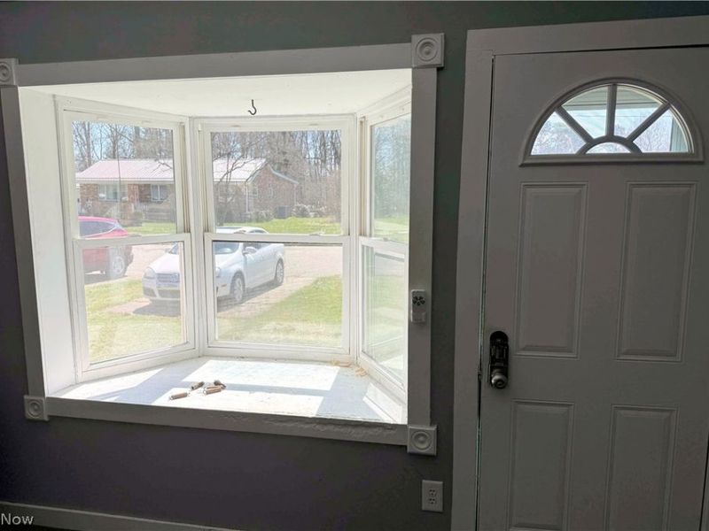 425 Second Street, Brewster, OH 44613 Photo 2