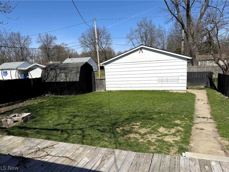 425 Second Street, Brewster, OH 44613 Photo 7