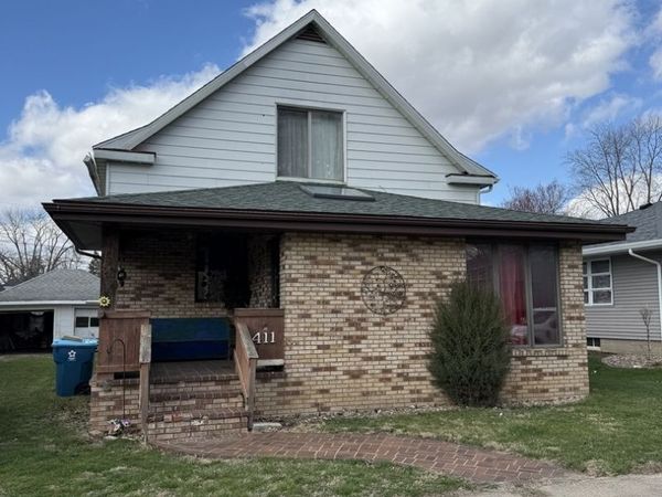 411 W Humiston Street , Pontiac, IL 61764