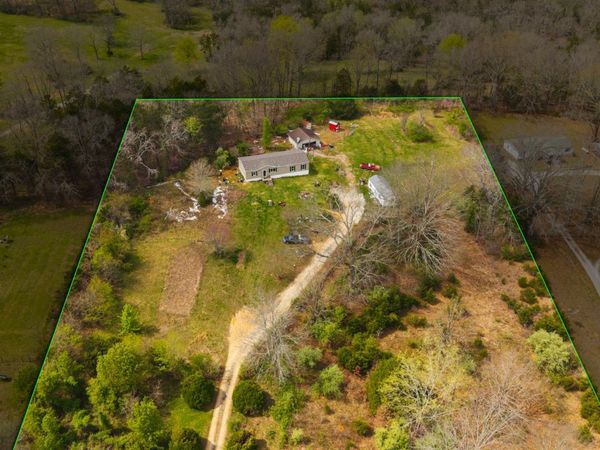 2491 Fred White Rd , Columbia, TN 38401