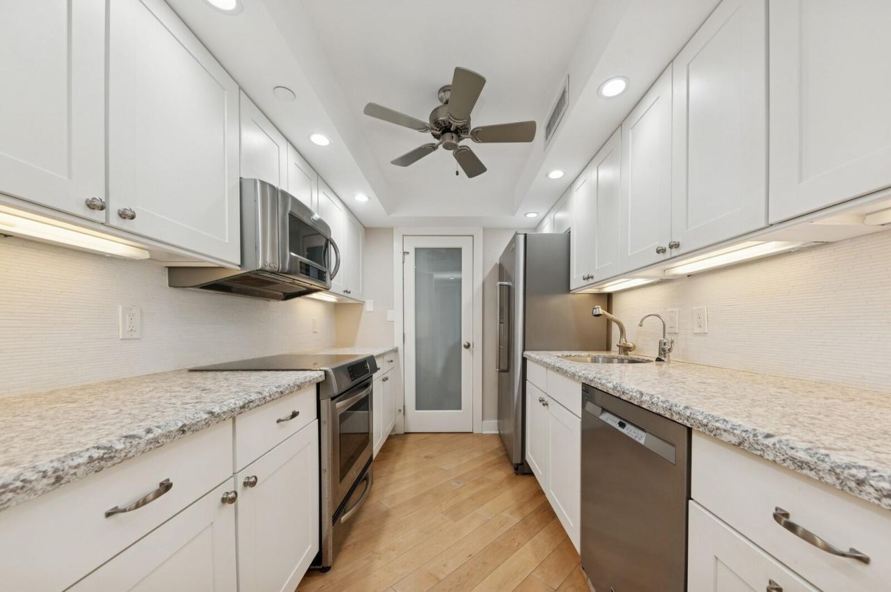 3000 N Ocean Drive, Unit 18 G, Singer Island, FL 33404 Photo