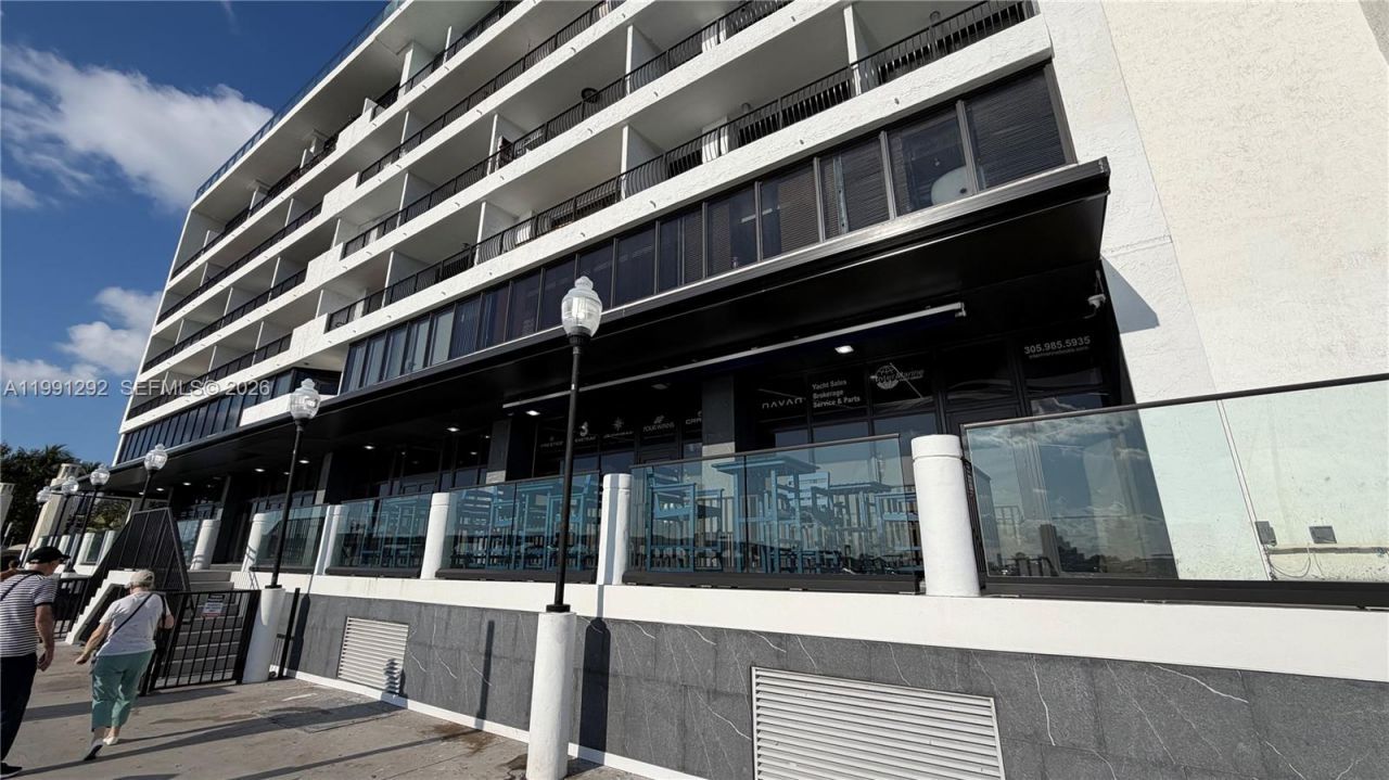 555 NE 15th St , Unit 29F, Miami, FL 33132 Photo