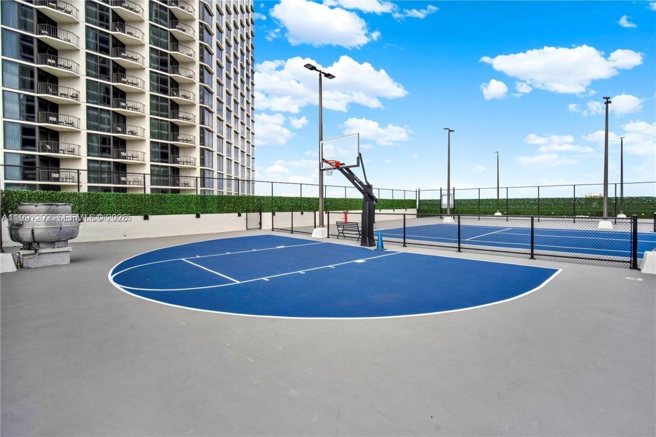 555 NE 15th St, Unit 29F, Miami, FL 33132 Photo