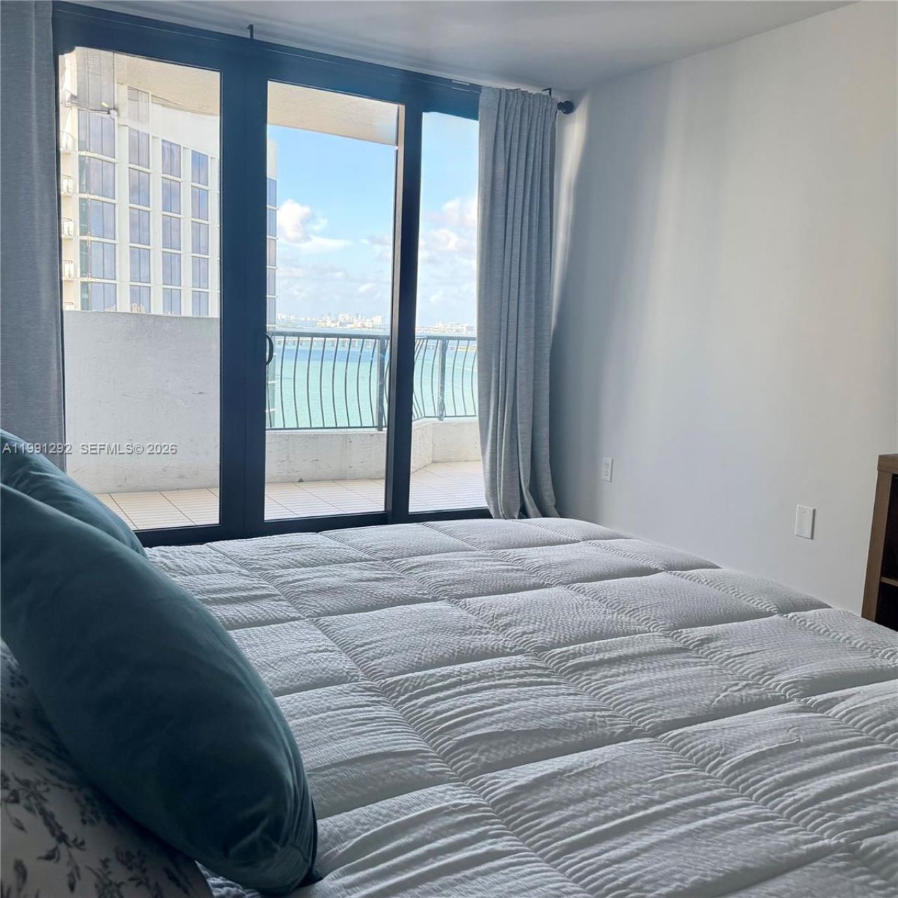 555 NE 15th St, Unit 29F, Miami, FL 33132 Photo