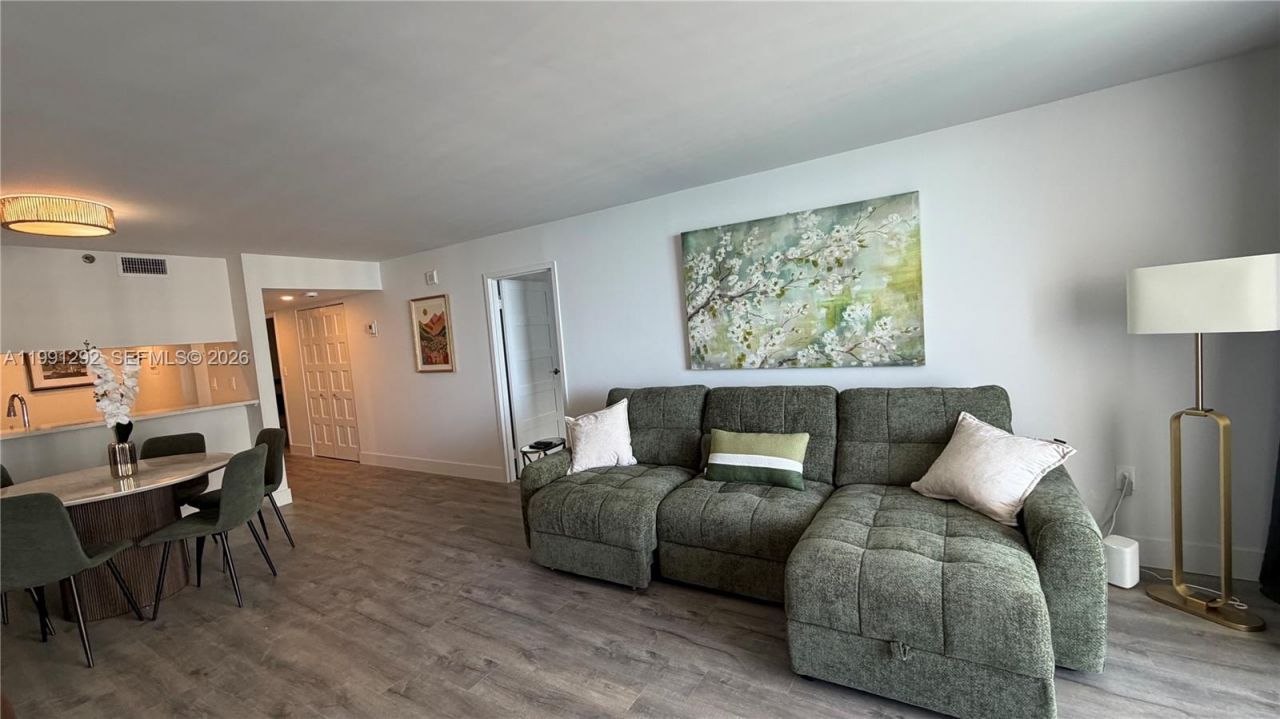 555 NE 15th St , Unit 29F, Miami, FL 33132 Photo