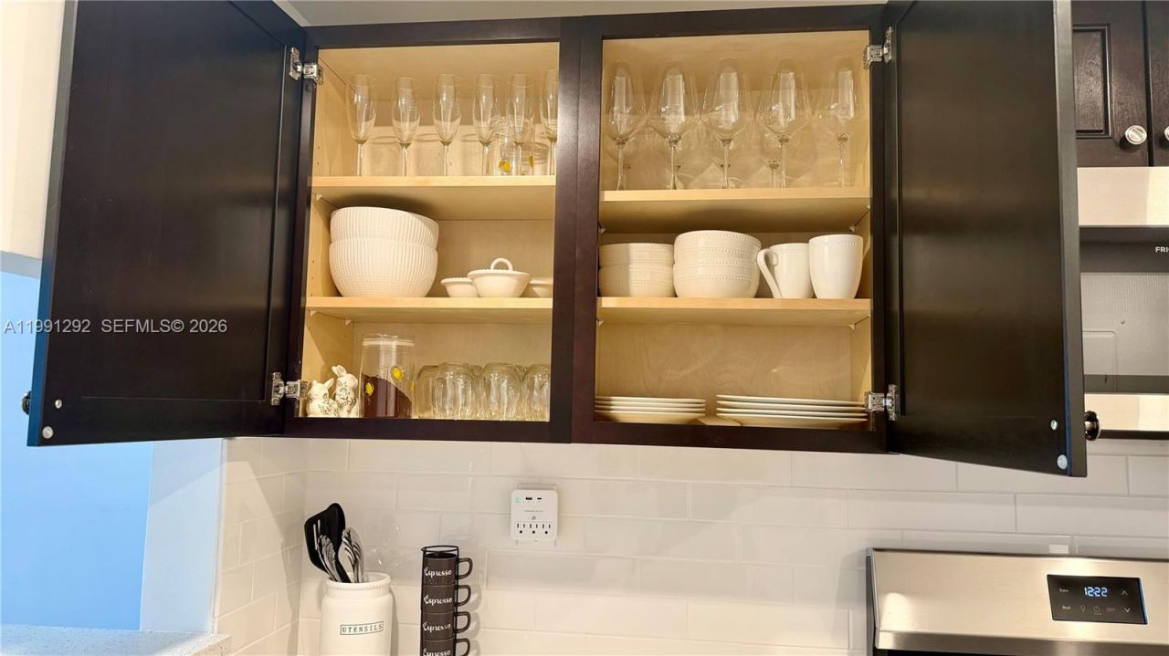 555 NE 15th St, Unit 29F, Miami, FL 33132 Photo