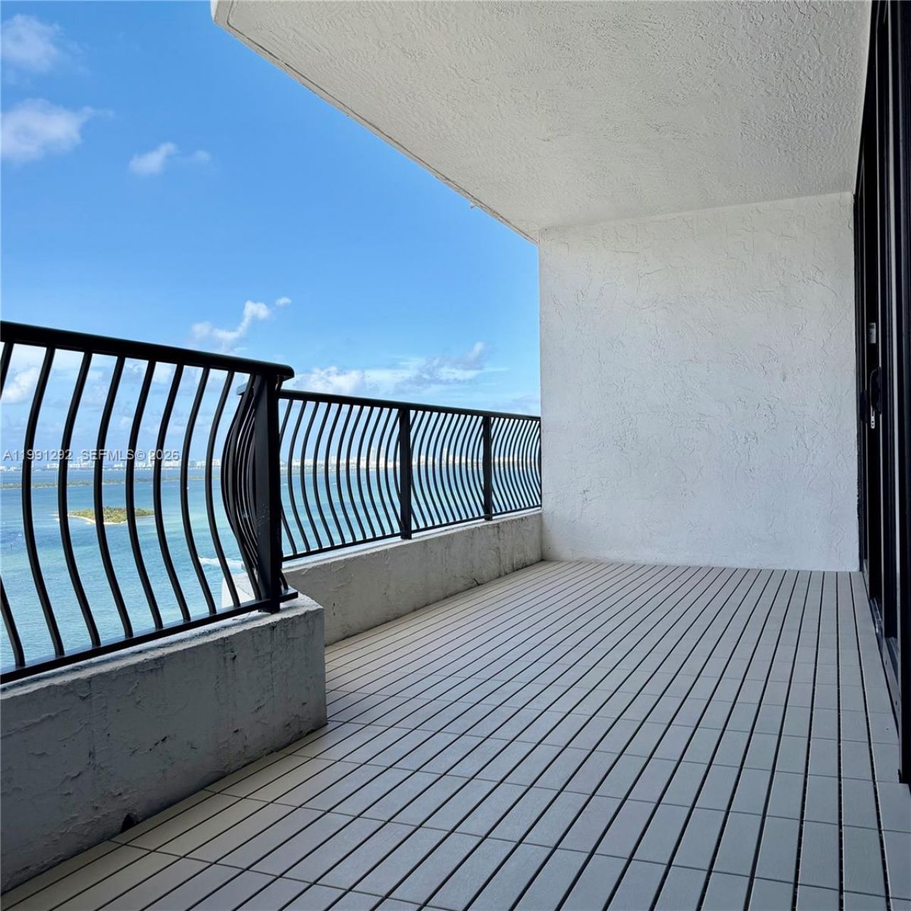 555 NE 15th St, Unit 29F, Miami, FL 33132 Photo