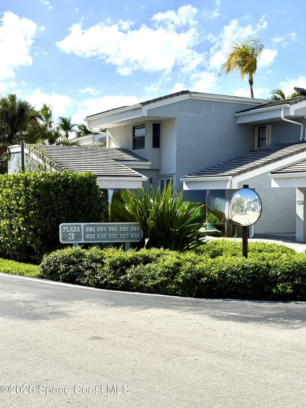 239 Poinciana Island Drive, Unit 409, North Miami Beach, FL 33160 Photo