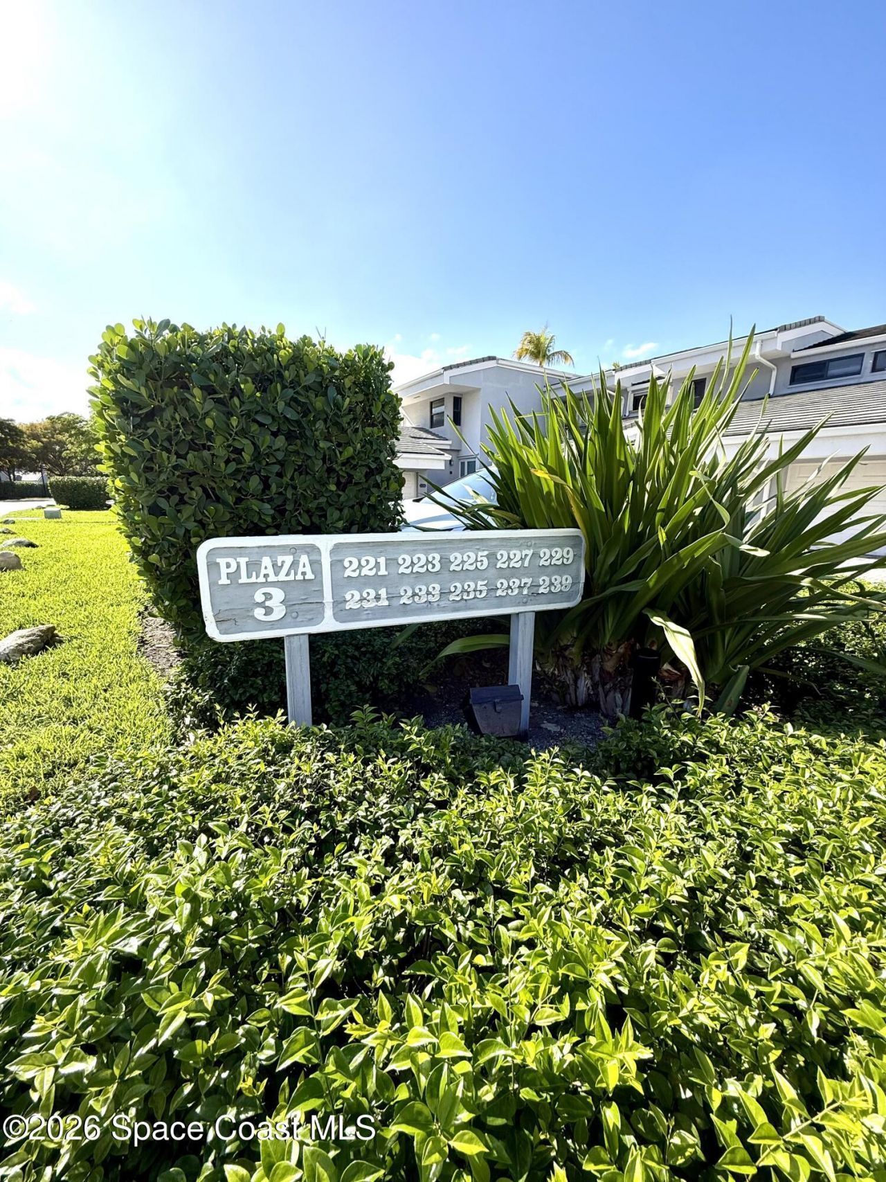 239 Poinciana Island Drive, Unit 409, North Miami Beach, FL 33160 Photo